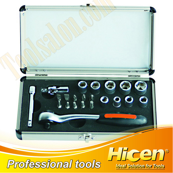 1/4" 22 PCS Bits And Sockets Set